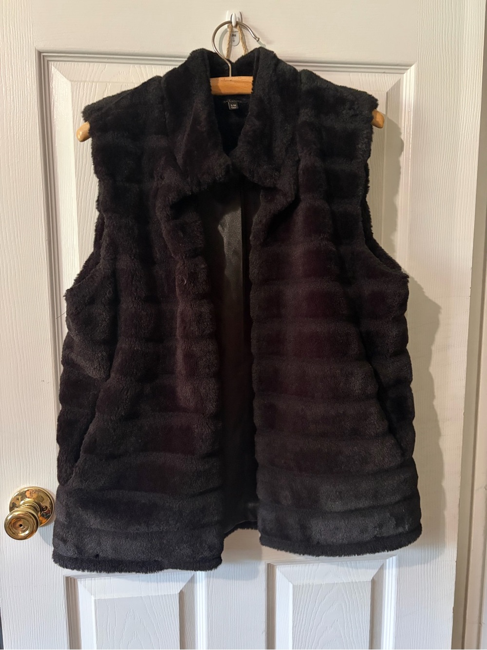 Talbots Black Faux Fur Sleeveless Vest
